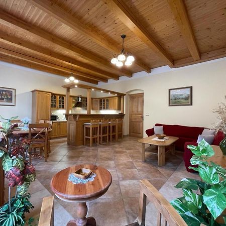 Appartment Centrum Karlovy Vary Luaran gambar