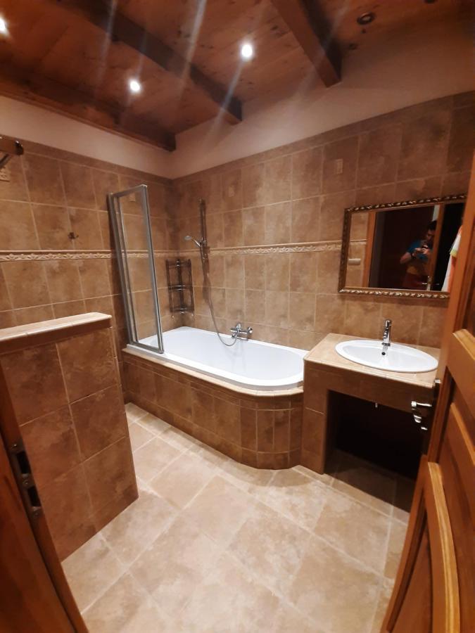 Appartment Centrum Karlovy Vary Luaran gambar