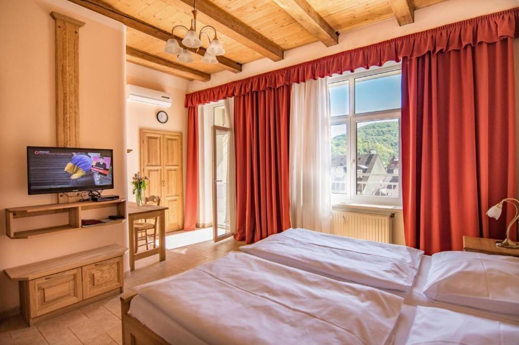 Appartment Centrum Karlovy Vary Luaran gambar